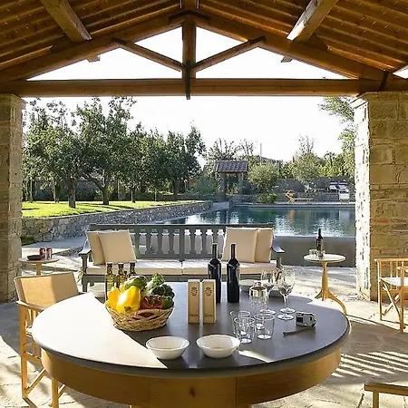 Exclusive Borgo In Tuscany *