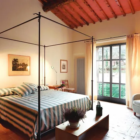 Exclusive Borgo In Tuscany Villa