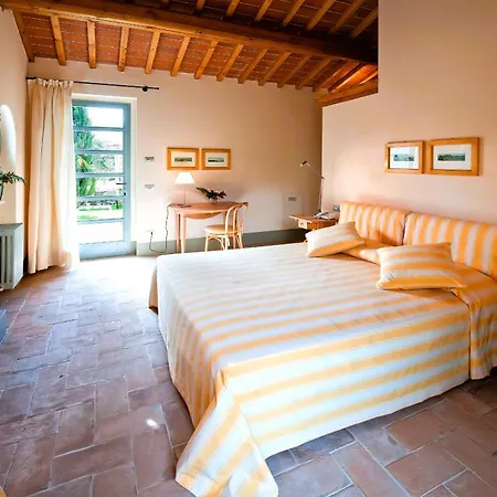 Exclusive Borgo In Tuscany *