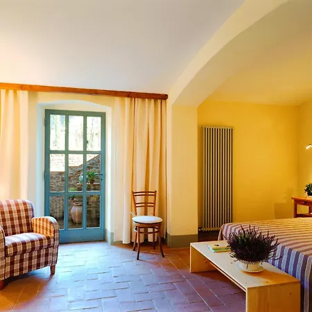 Exclusive Borgo In Tuscany Villa Pian Di Sco