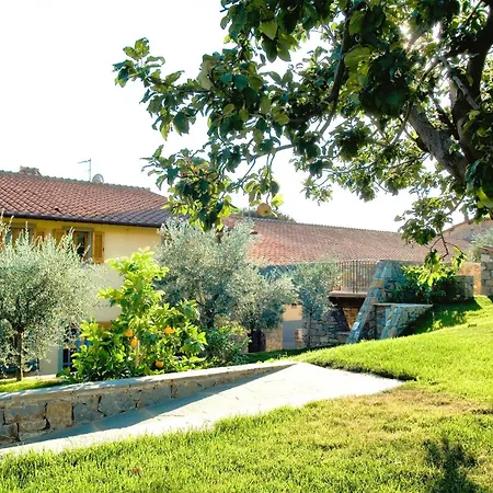 Exclusive Borgo In Tuscany Villa